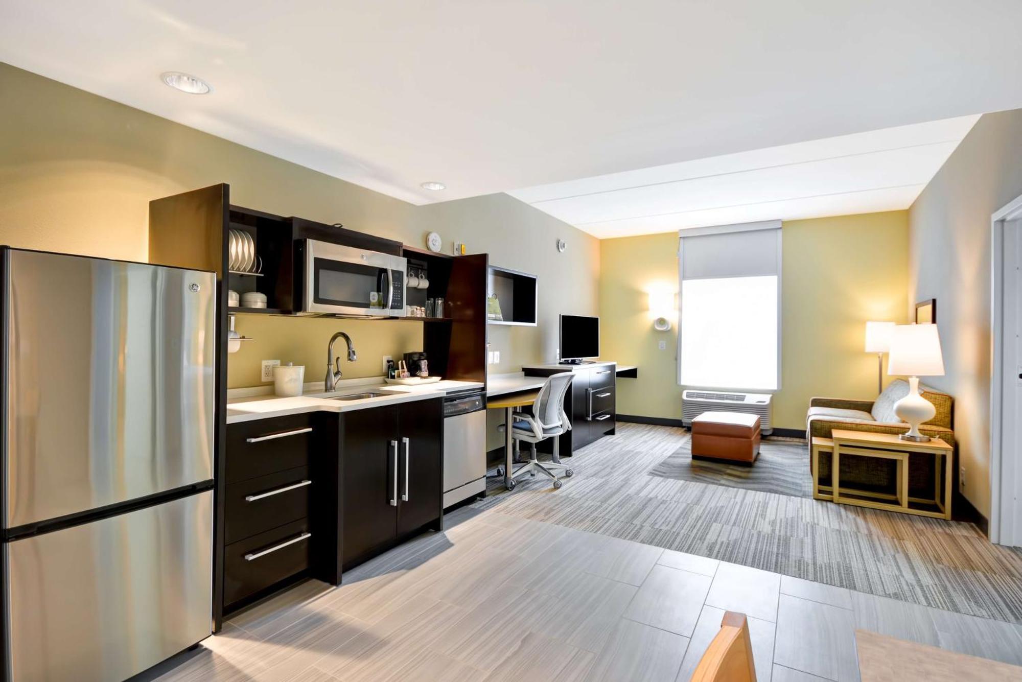 Hotel Home2 By Hilton
